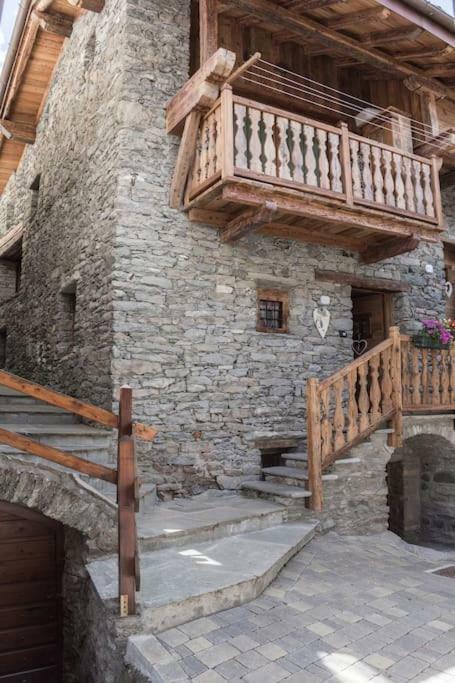 Vecchio Fienile Daire Aosta Dış mekan fotoğraf